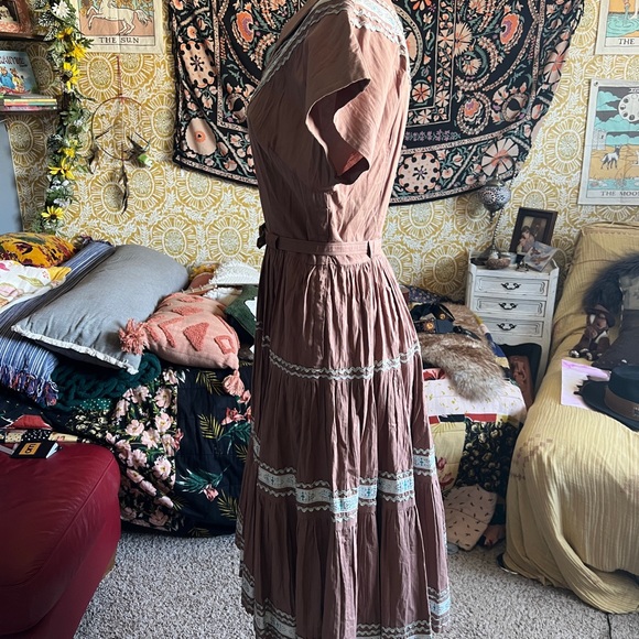 Patio Dress - Picture 6 of 9